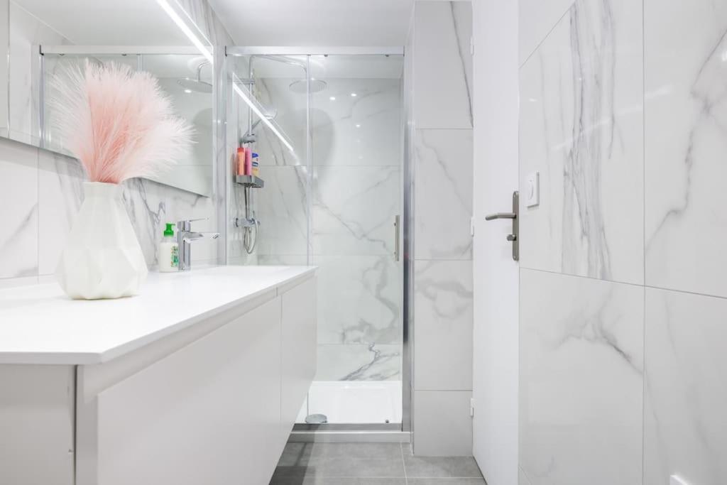 Superbe Appartement 8 Personnes #5 Asnières Kültér fotó