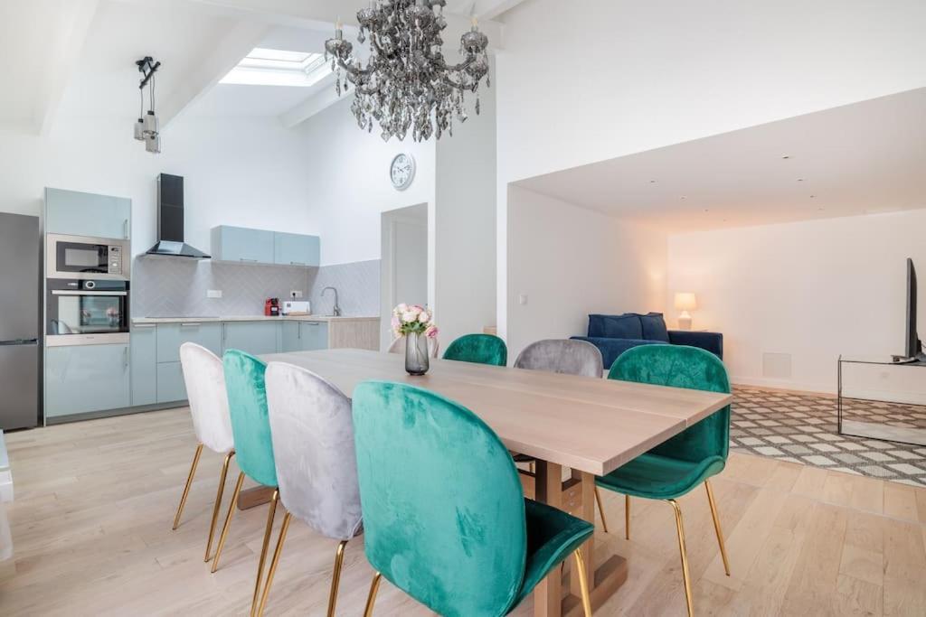 Superbe Appartement 8 Personnes #5 Asnières Kültér fotó